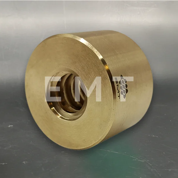 Гайка трапецеидальная LRM24х5 латунная без фланца (правая резьба), EMT | ЕМТ