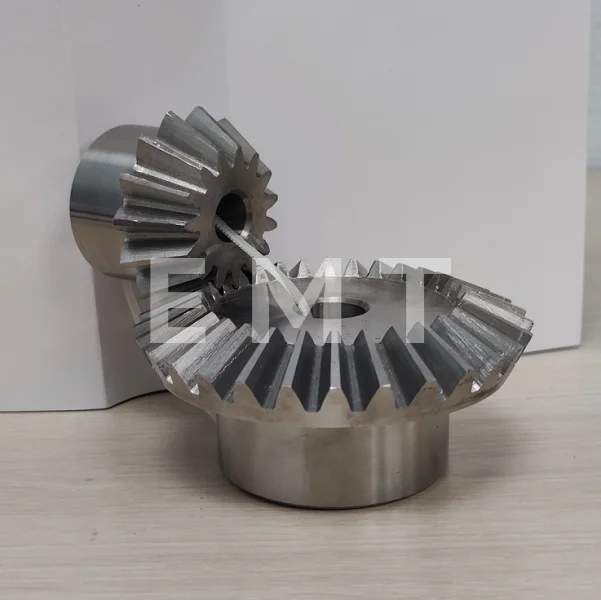 Коническая пара прямозубая (B) C35B450, передат. число=1:3, M=3,5, Z=15/45, EMT | ЕМТ